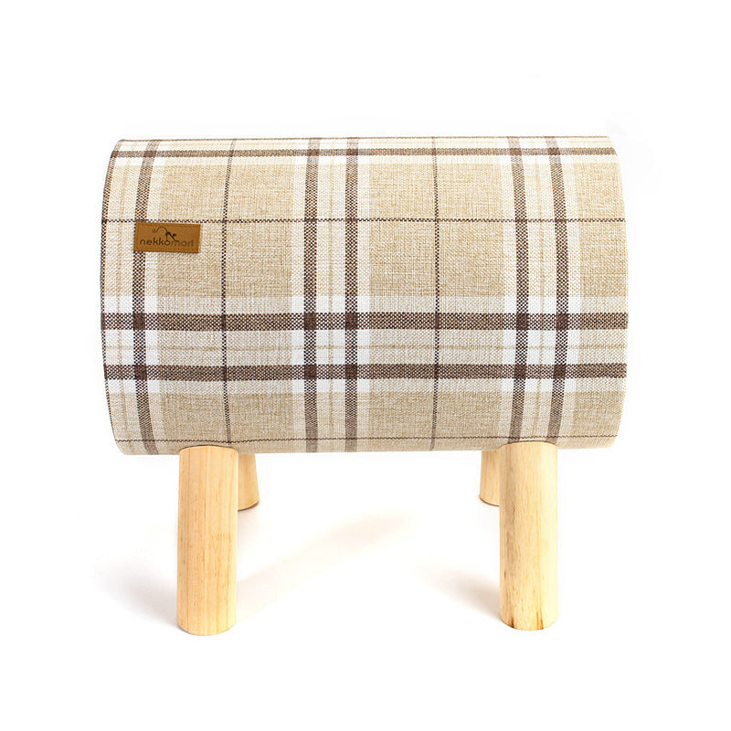 wood four leg classic plaid cat bed